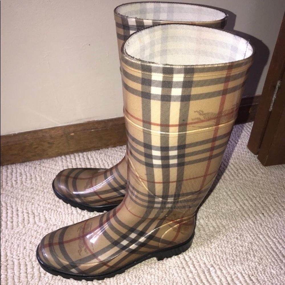 Burberry Rainboots